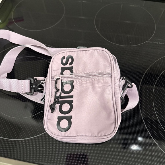 Adidas crossbody - Picture 1 of 2
